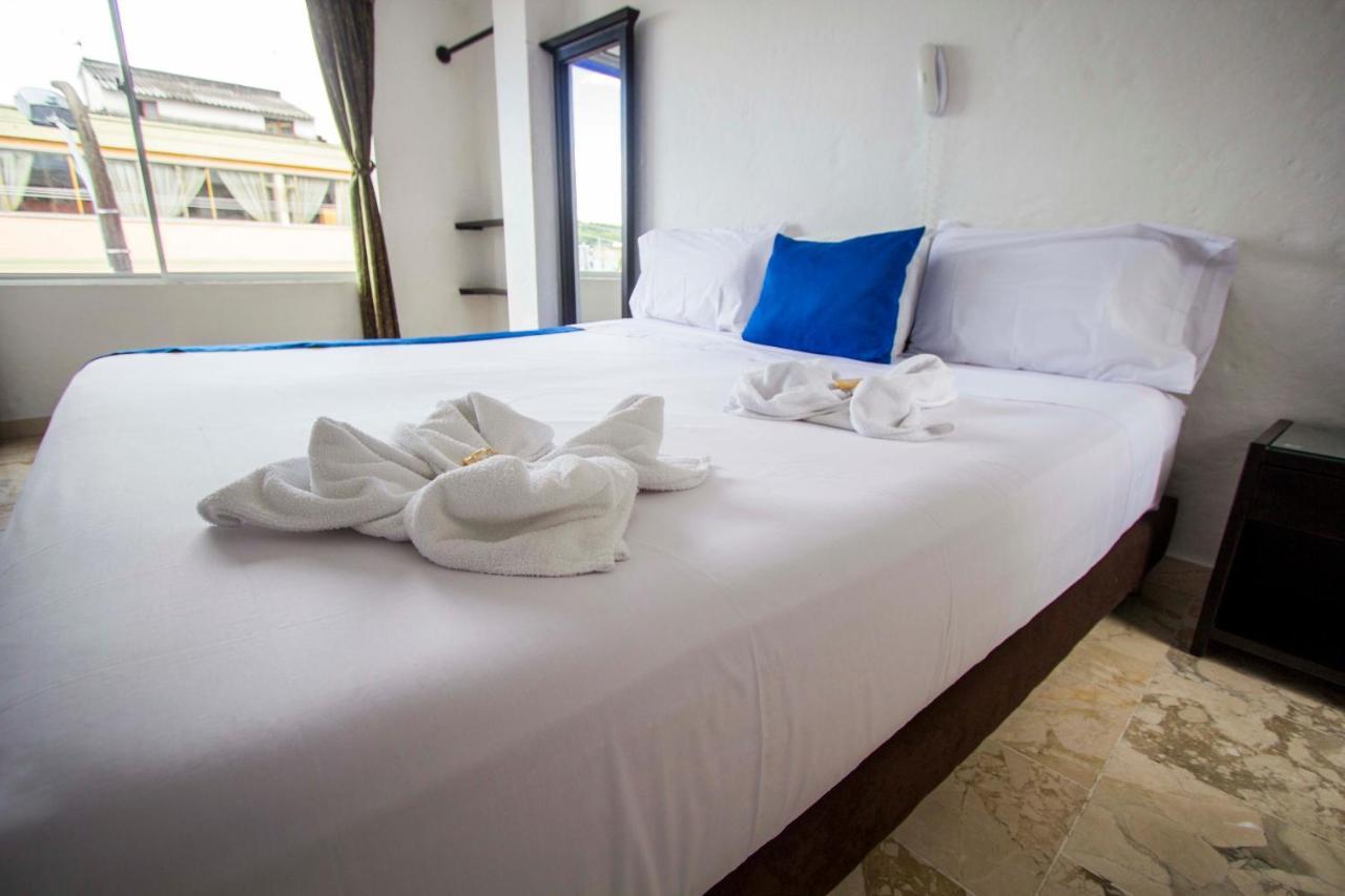 Blue Star Hotel Melgar Exterior photo
