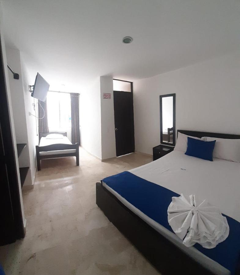 Blue Star Hotel Melgar Exterior photo