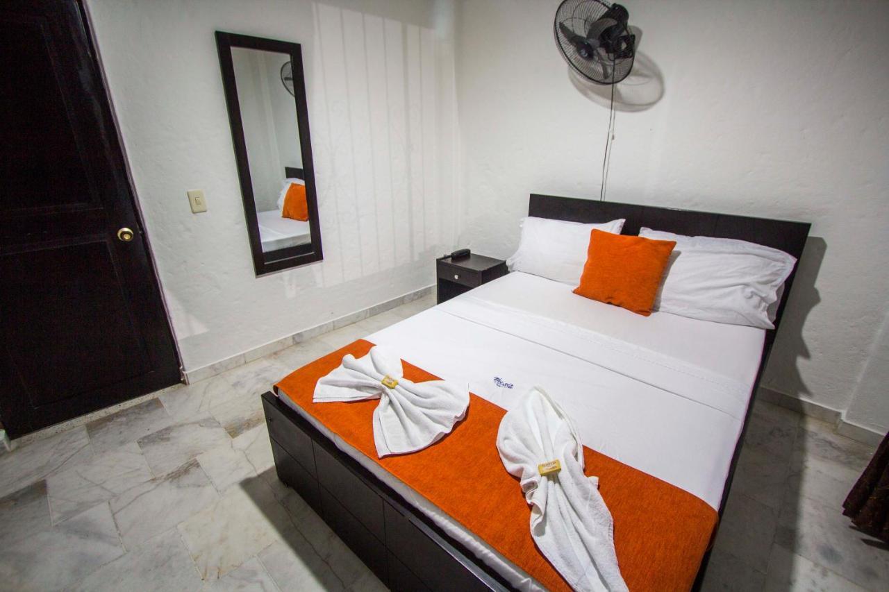 Blue Star Hotel Melgar Exterior photo