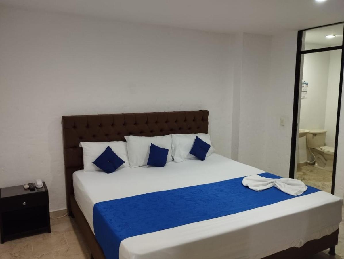 Blue Star Hotel Melgar Exterior photo