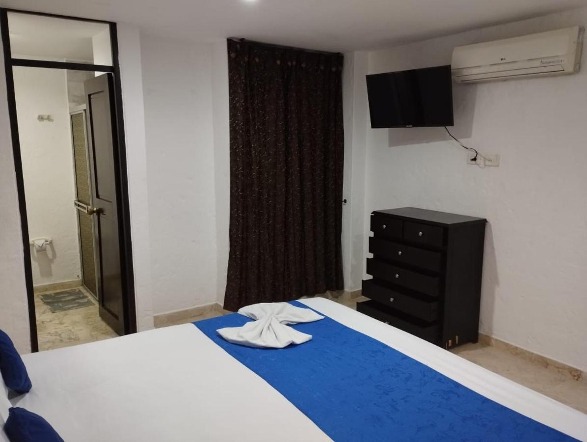 Blue Star Hotel Melgar Exterior photo