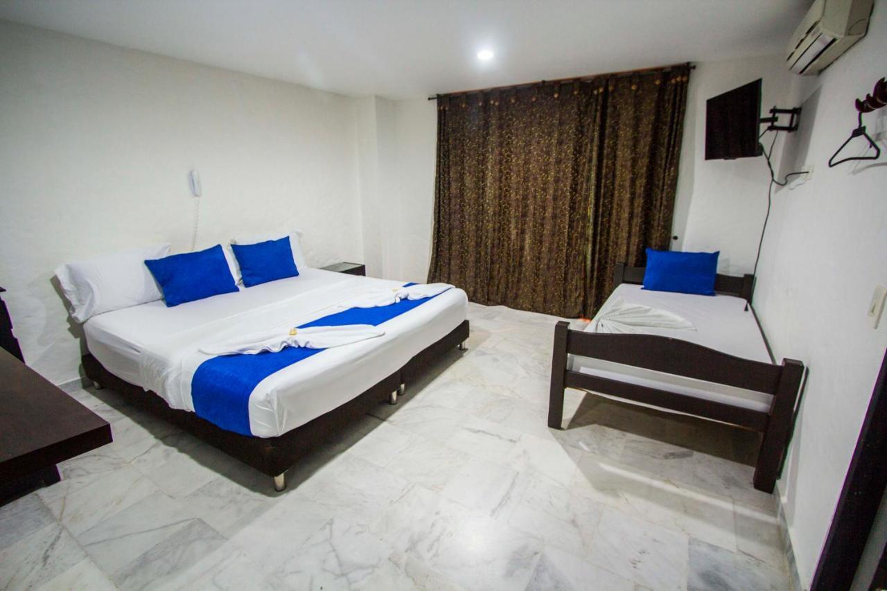 Blue Star Hotel Melgar Exterior photo